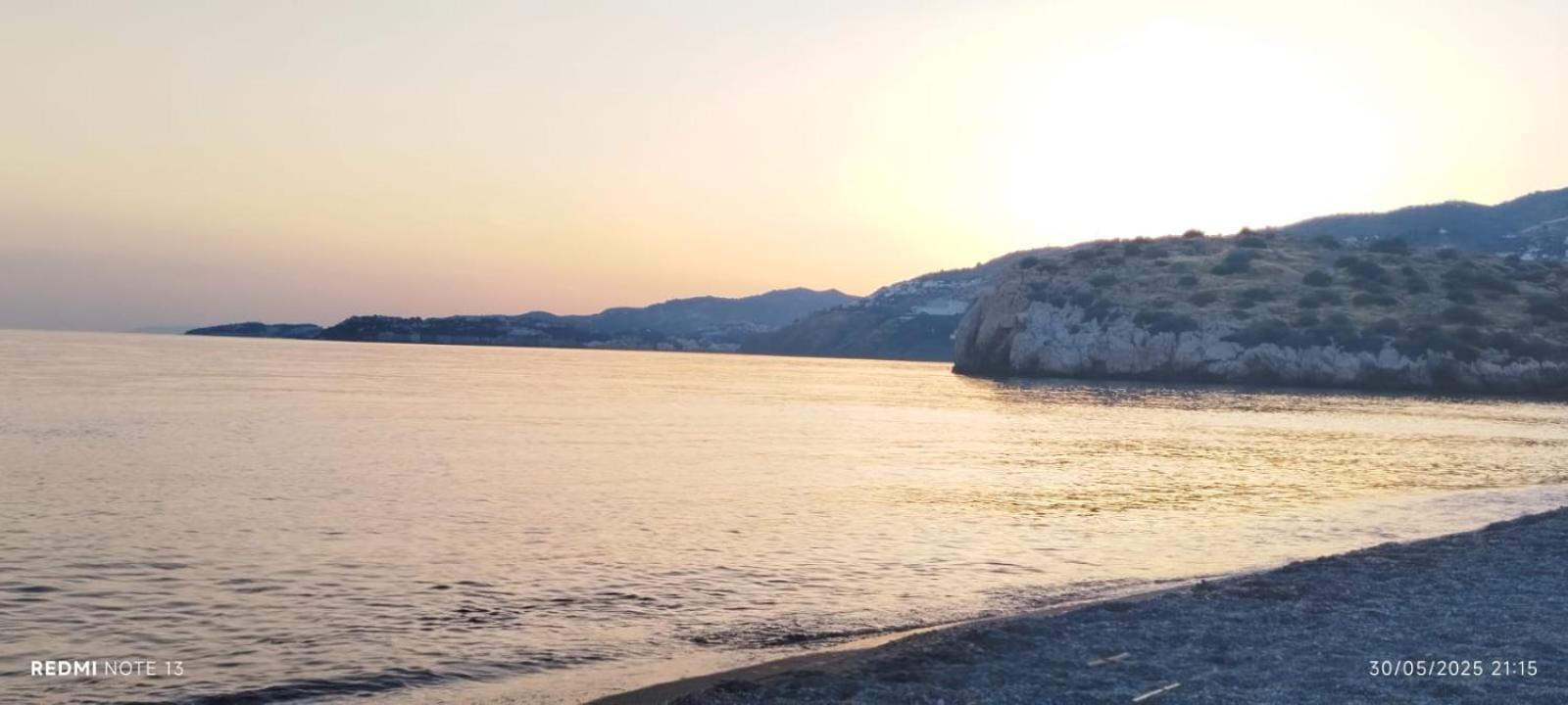 Salobrena Primera Linea De Playa ภายนอก รูปภาพ